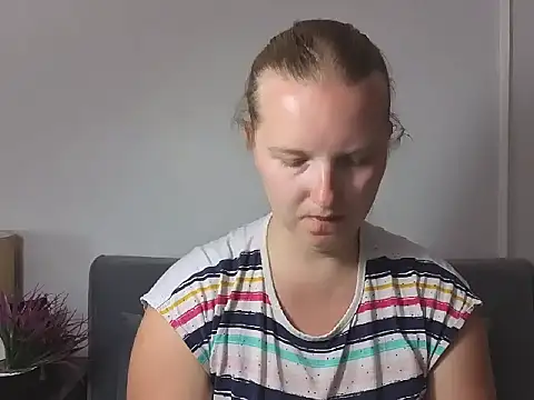 XXX chat uživo modela RoseTeacherX