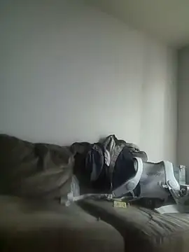 yourMasterisBored's Webcam Show