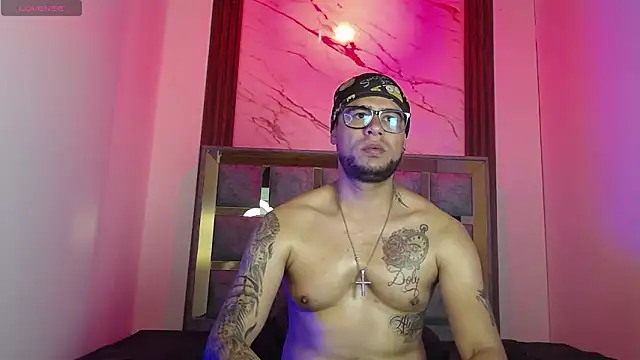 Nickk_21_ 网络视讯表演