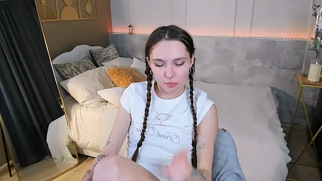 ChloeSunny 现场XXX聊天