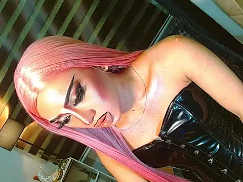 Show modela HOLLYWOOD_QUEEN_88 na web-kameri