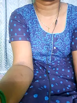 Chat +18 de tamil_kanaka ao vivo
