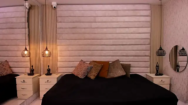 VictoriaaBlair's Live XXX Chat