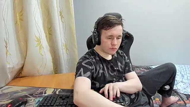 iliaskrislove – webcam-show