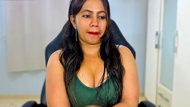 Онлайн чат XXX FannyXhot