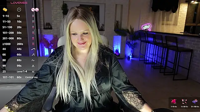 MariemLui's Live XXX Chat