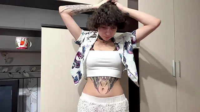 Nikatyanxx's Webcam Show
