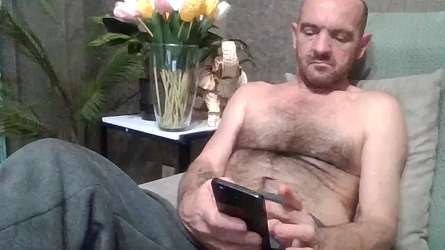 Show modela skorpibg65 na web-kameri