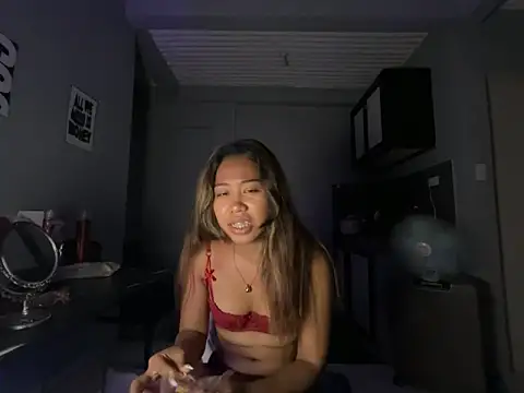 Chat XXX en directo de PinayLina18