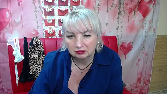 Chatroom XXX en direct de RenataDaster