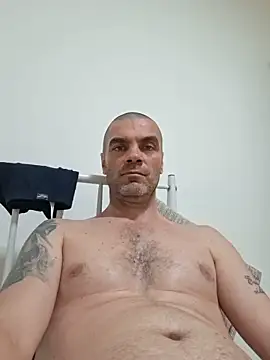 Chat XXX en directo de MASTERBALCANIAN