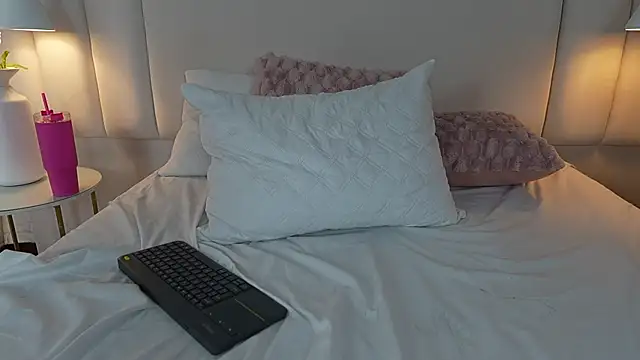 GabyJones_n Live XXX chat
