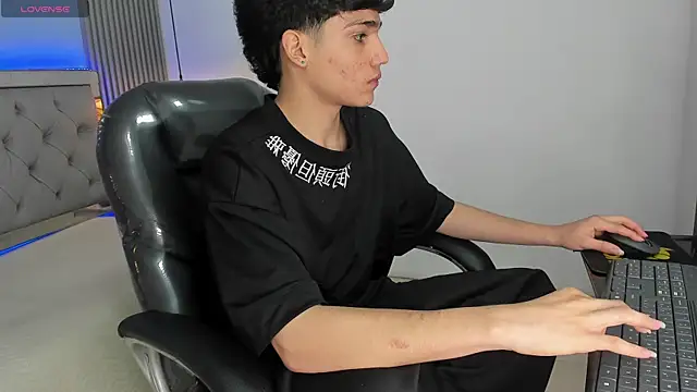 Chat XXX en directo de SamBlack_