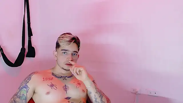 AliceandMax Chat XXX live