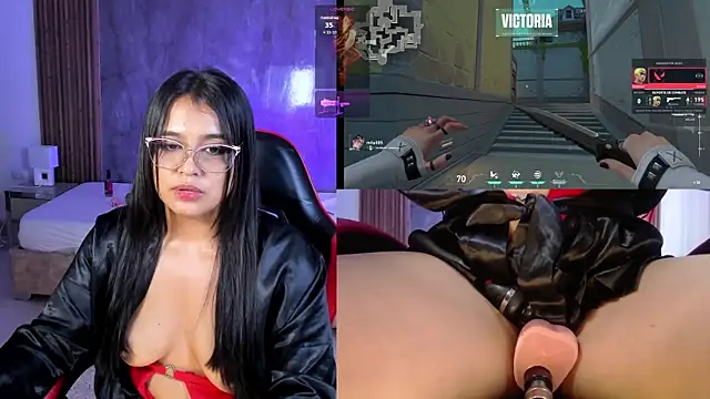 LuciaReid Live XXX Chat