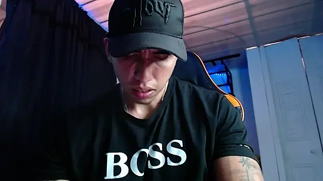 Chat XXX en directo de Adam_Hudsond