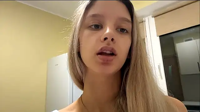 Tiffany_Blom's Live XXX Chat