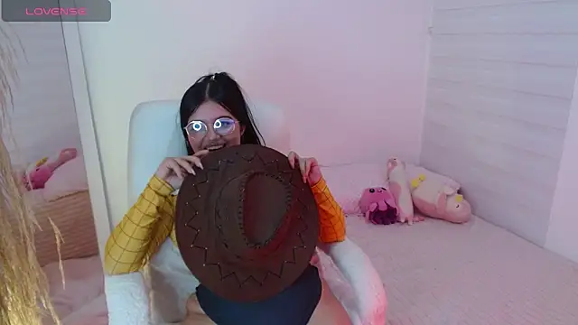 magicrainbow88's Live XXX Chat