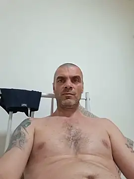 XXX chat uživo modela MASTERBALCANIAN