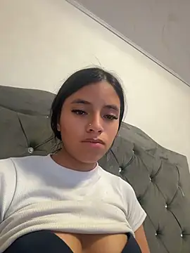 XXX chat uživo modela CELESTE_-EC