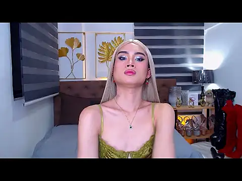 دردشة JuicyCockThea الجنسية المباشرة