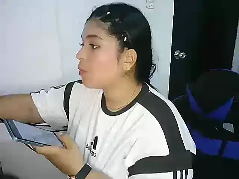 Show de mari_diaz na webcam