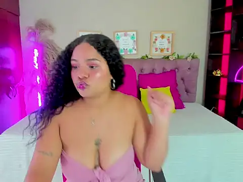 دردشة dakota__ebony الجنسية المباشرة