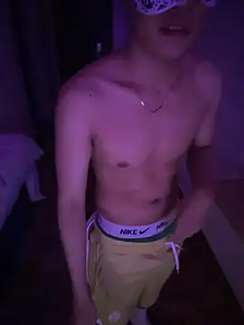 Chat XXX Live boyhigh1997