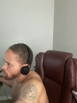 Fathero1time's Live XXX Chat