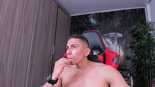 Вебкам-шоу Erik_castle
