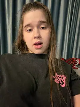 HornyGirlH's Webcam Show