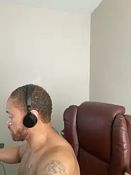 Czat XXX na żywo – Fathero1time