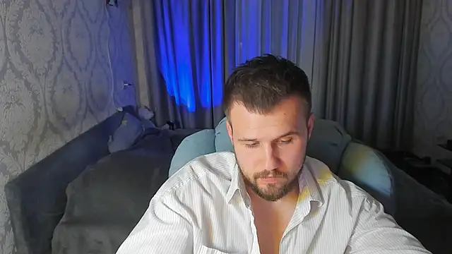 Vladik_b: вебкам-шоу