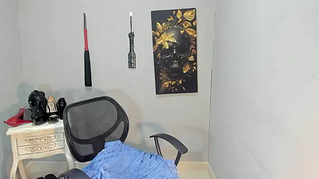 Онлайн чат XXX sandyquinnxx
