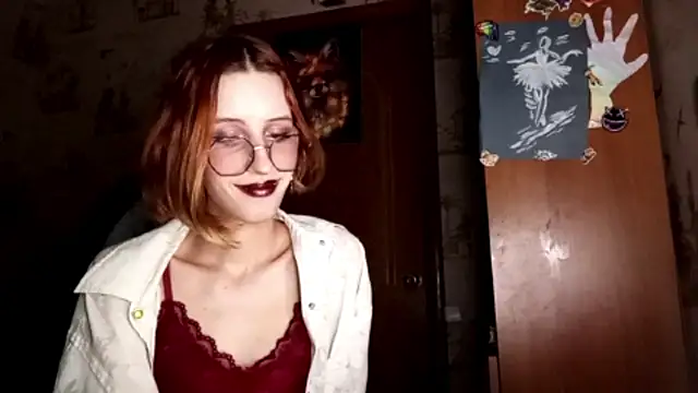 XXX chat uživo modela SirenFrost