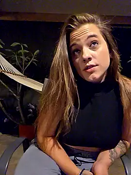 Luna_Lynn élő XXX-chatje