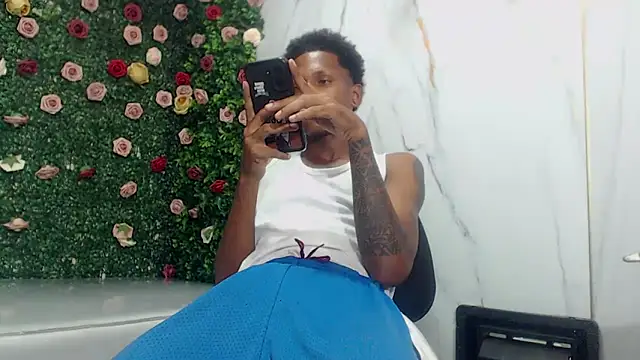 ManSant's Live XXX Chat