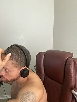 Fathero1time live XXX chat
