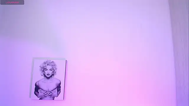Millie_bobbyn Live XXX chat
