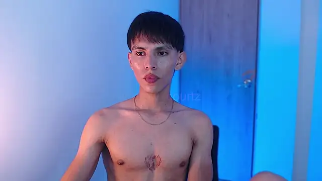 عرض كام andrew_courtzz