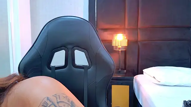 GabyMoreau's Live XXX Chat