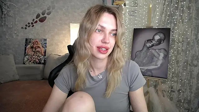 NickyAdamidin Live XXX chat