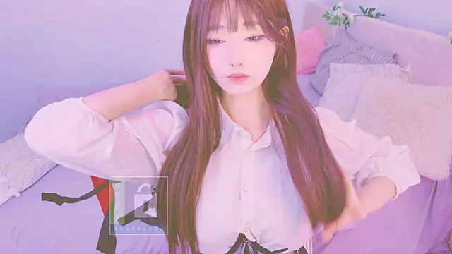LongoriaEva 现场XXX聊天