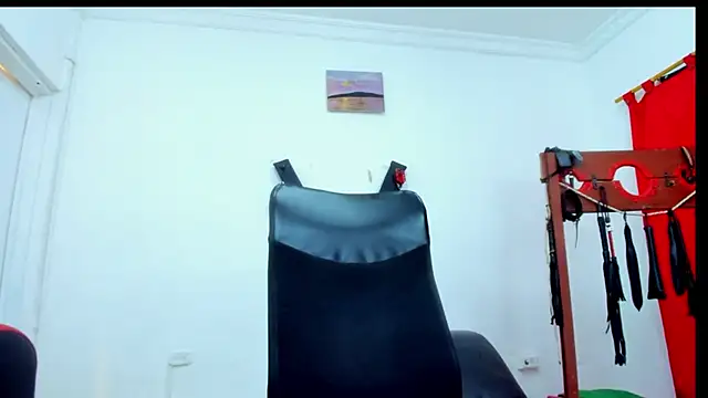 friends_lust_latin Webcam Show