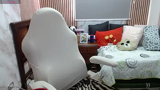 Czat XXX na żywo – Sonialorens_