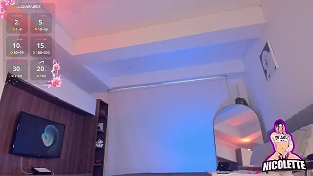 nicolette_tay 在線直播表演