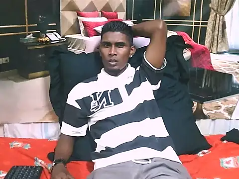 IndianThuggin's Live XXX Chat