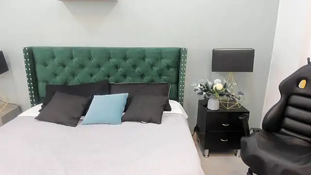 VioletaNova – Live XXX-chat