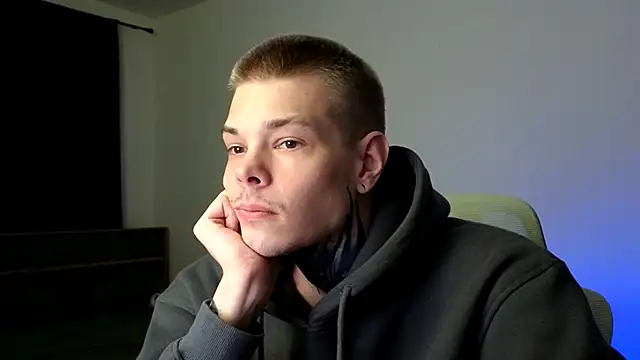 DENIS_HERE Adlı Modelin Web Kamerası Şovu