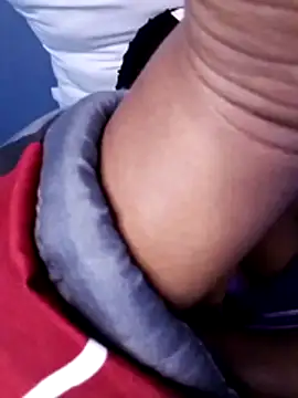 Big-pussy-lip Obrolan Langsung XXX